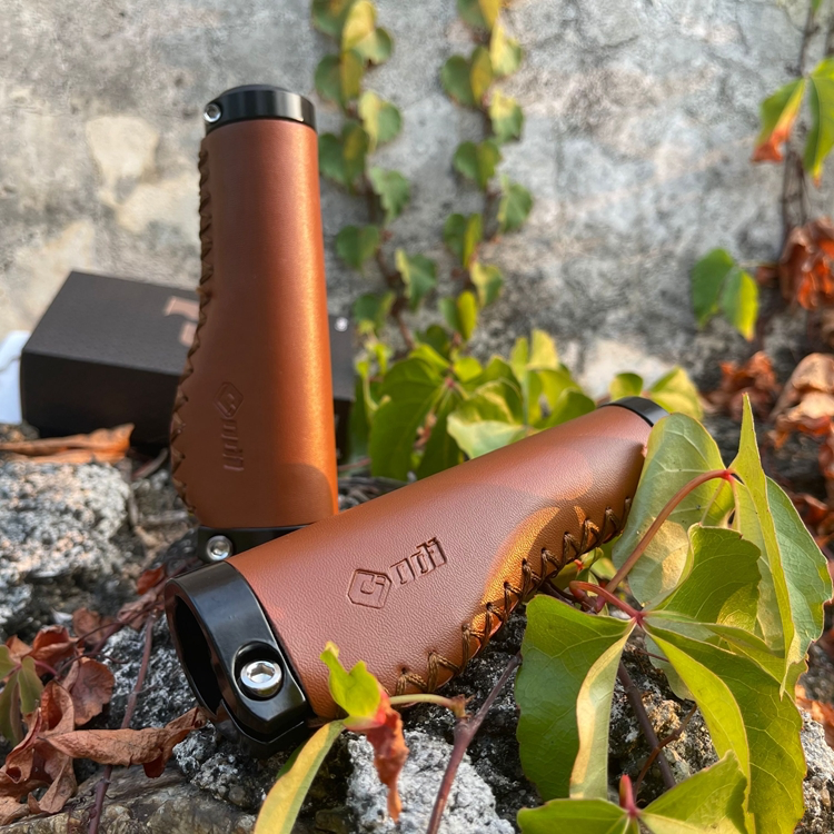 ODI Leather Retro Grip