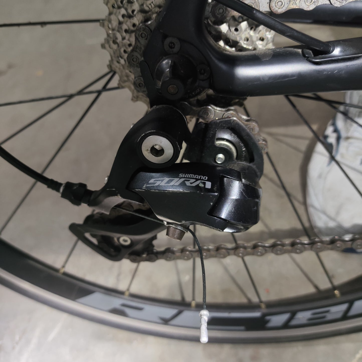 [11] Volck Slate Carbon Road Bike [Demo]
